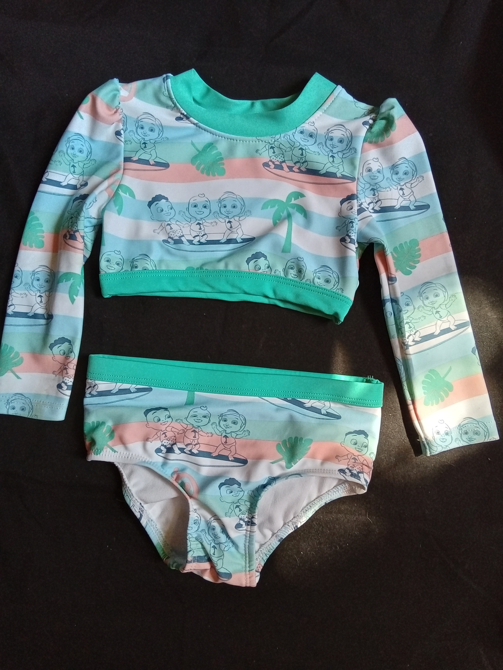 CoComelon Kids Long-Sleeve Two-Piece Swim Set in Mint and Coral NWOT 👠‎